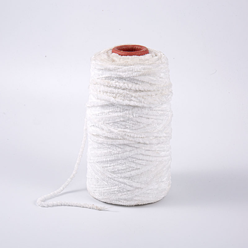 Chunky chenille เส้นด้ายโพลีเอสเตอร์เส้นด้ายซุปเปอร์บวม
